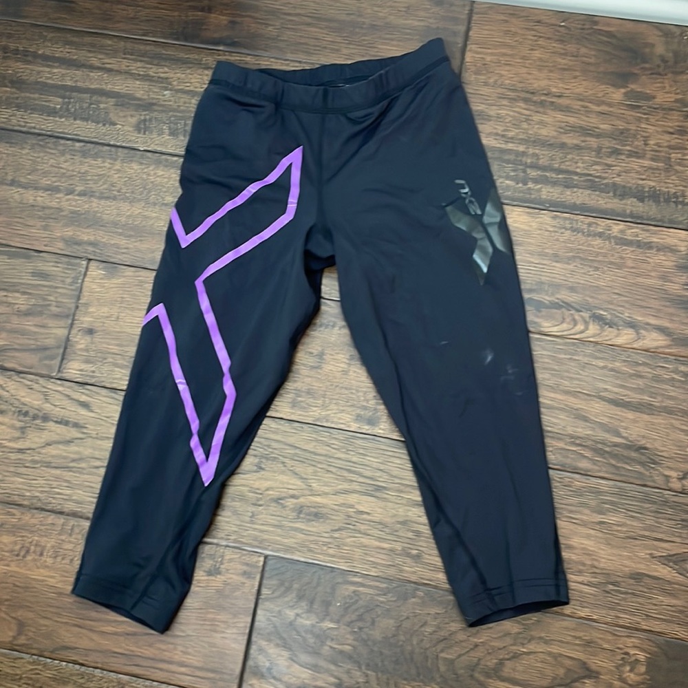 2XU cropped leggings